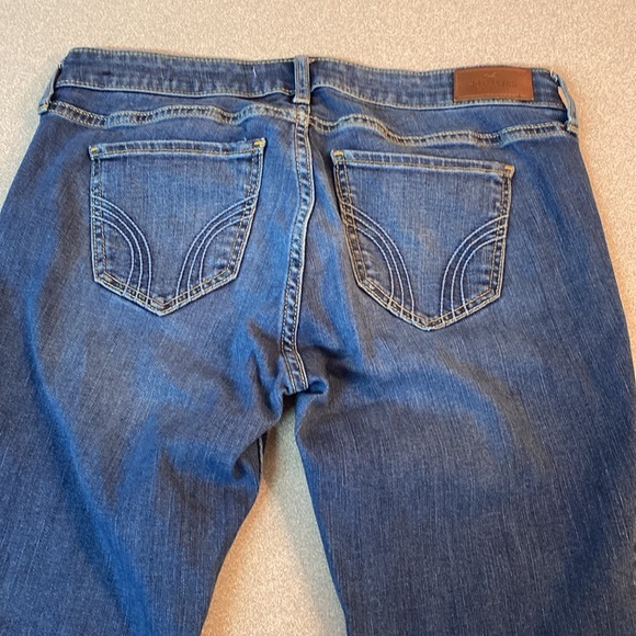 Hollister - Super Skinny low rise jeans. Size 27 - Picture 3 of 14